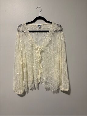 Old Navy Cream Lace Tie-Front Blouse